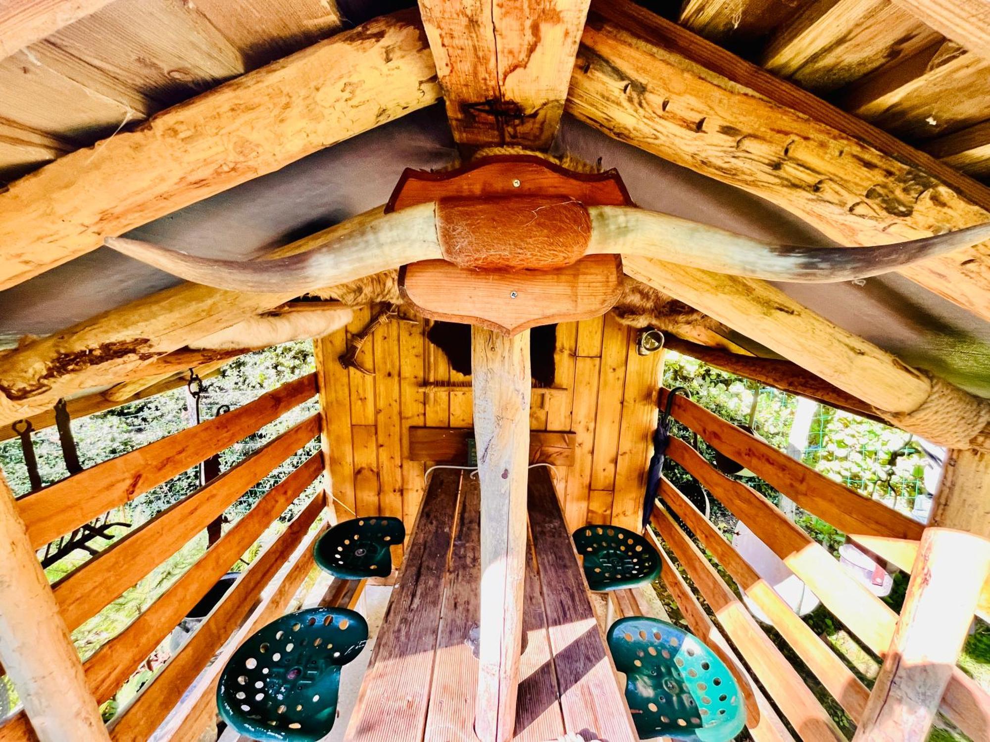 La Cabane Perchee Du Trappeur Écrainville Esterno foto