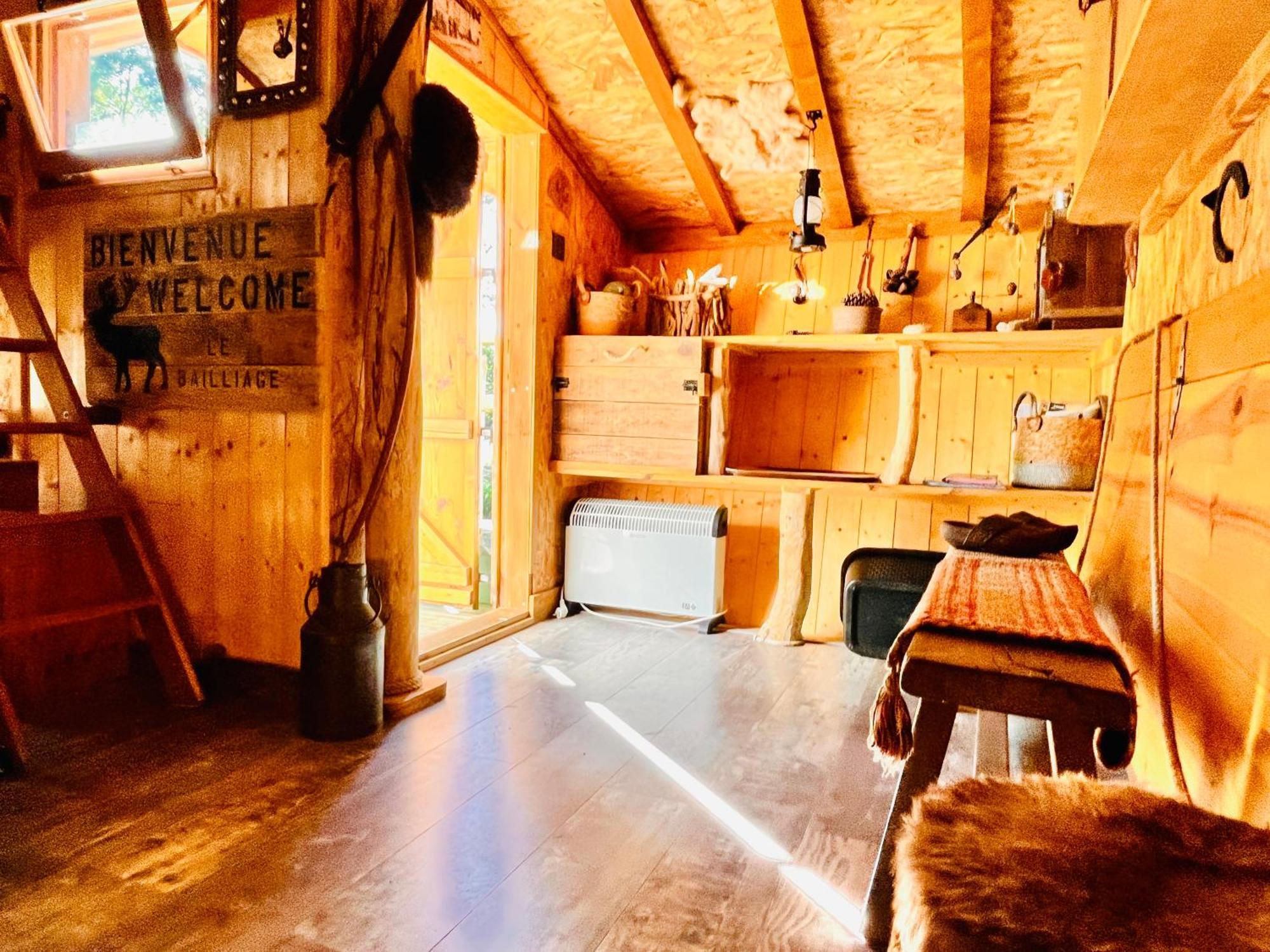 La Cabane Perchee Du Trappeur Écrainville Esterno foto